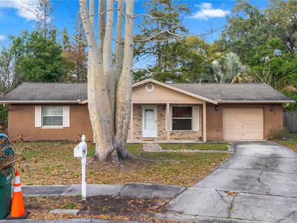 102 CAMPHORWOOD COURT, WINTER SPRINGS, FL 32708