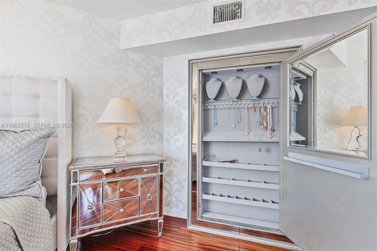 4883 Pga Blvd, Unit 210, Palm Beach Gardens, FL 33418 Photo