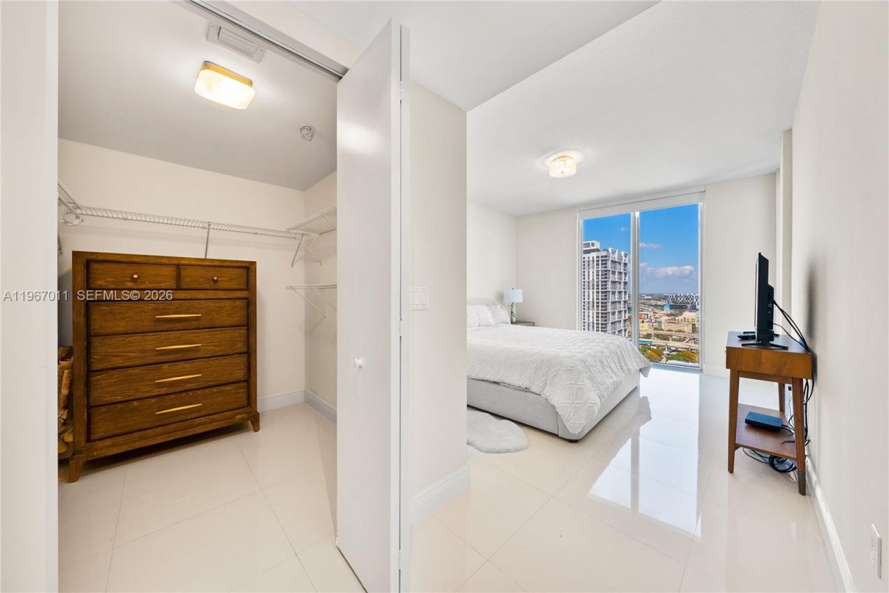 185 SW 7th St, Unit 2611, Miami, FL 33130 Photo