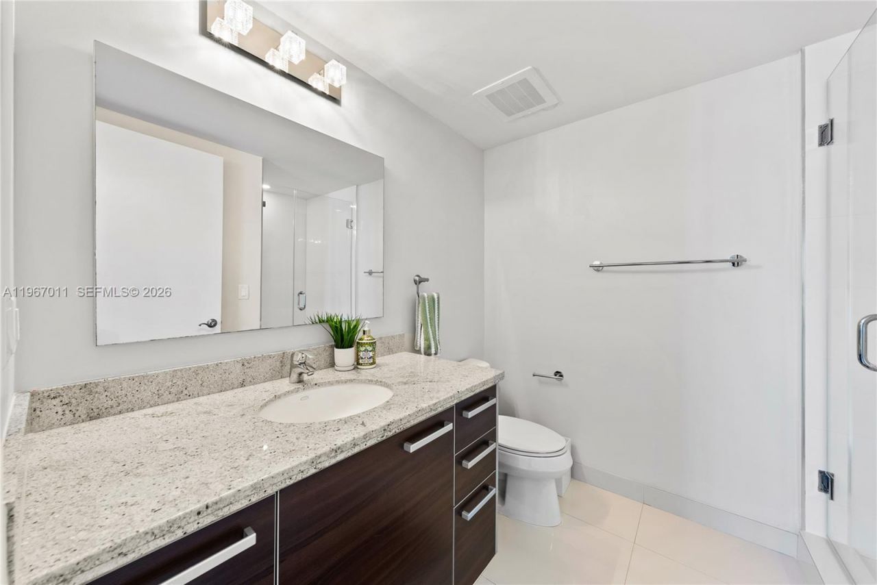 185 SW 7th St, Unit 2611, Miami, FL 33130 Photo