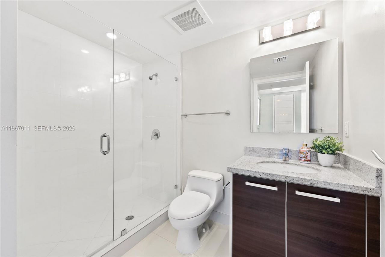 185 SW 7th St, Unit 2611, Miami, FL 33130 Photo