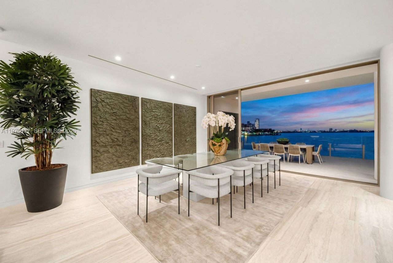 5 Grove Isle Drive, Unit M204, Coconut Grove, FL 33133 Photo