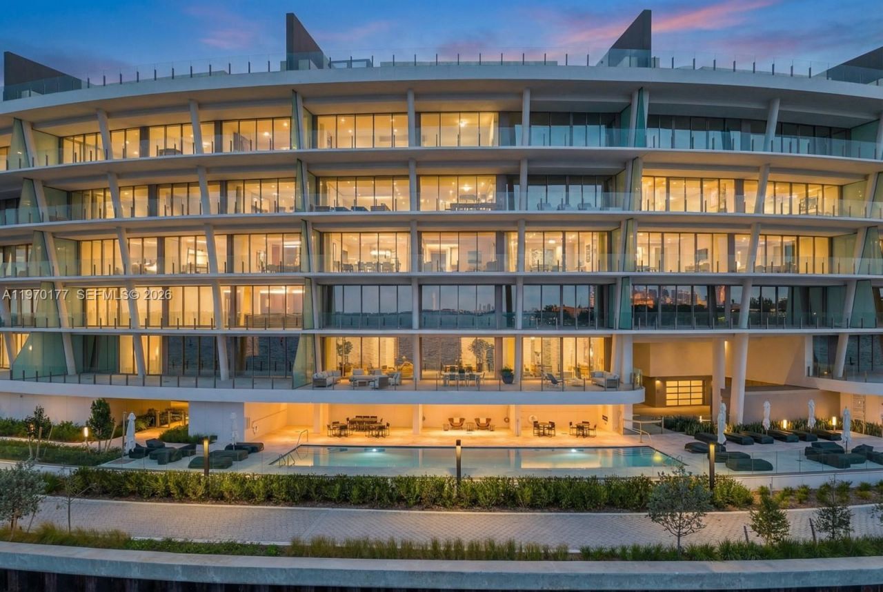 5 Grove Isle Drive, Unit M204, Coconut Grove, FL 33133 Photo