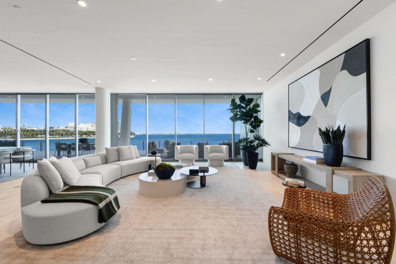 5 Grove Isle Drive, Unit M204, Coconut Grove, FL 33133 Photo