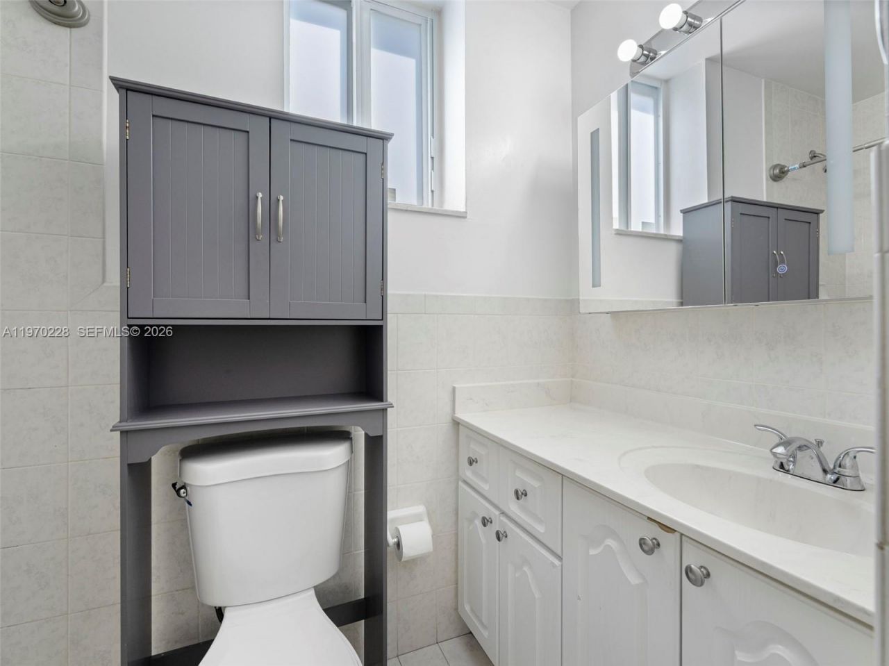 1096 W 42nd Pl , Unit 33, Hialeah, FL 33012 Photo