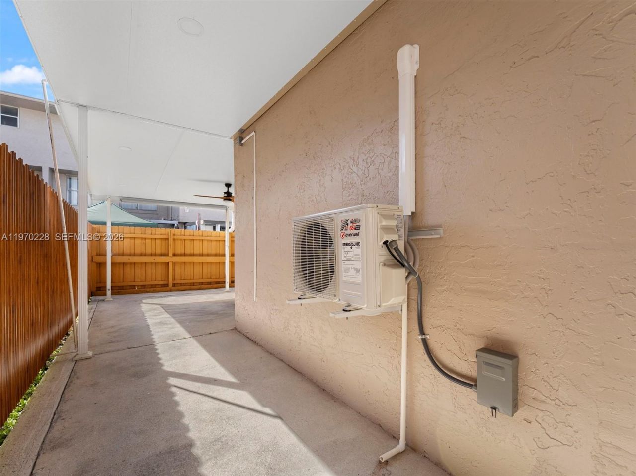 1096 W 42nd Pl , Unit 33, Hialeah, FL 33012 Photo