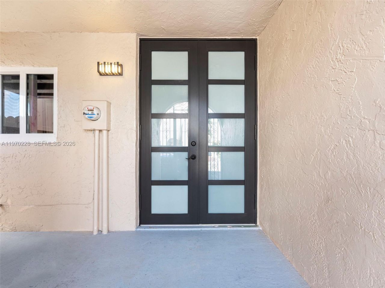 1096 W 42nd Pl , Unit 33, Hialeah, FL 33012 Photo