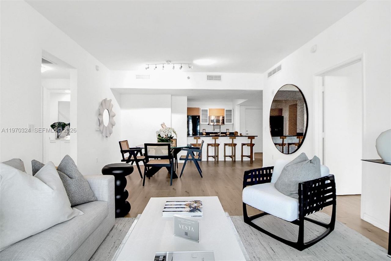 951 Brickell Ave , Unit 505, Miami, FL 33131 Photo