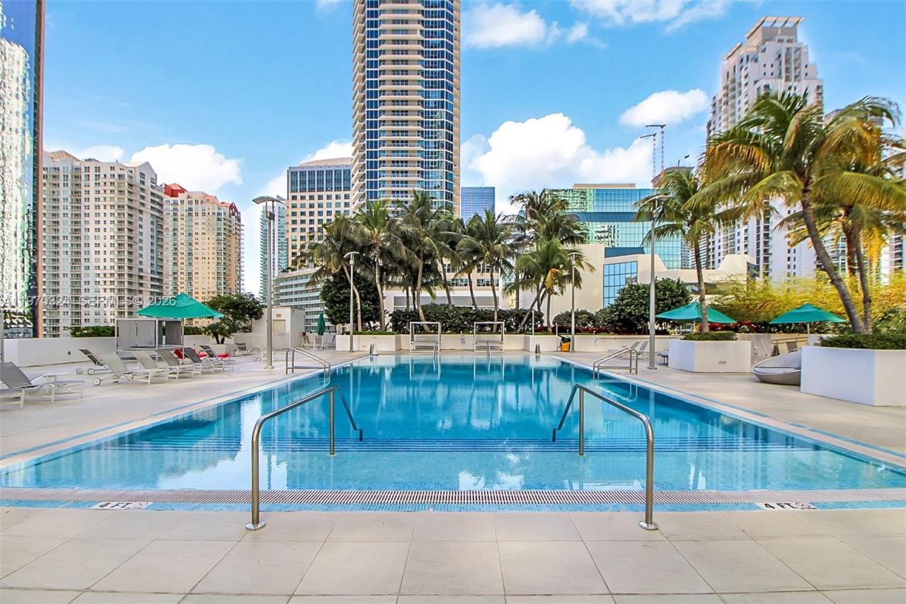951 Brickell Ave , Unit 505, Miami, FL 33131 Photo