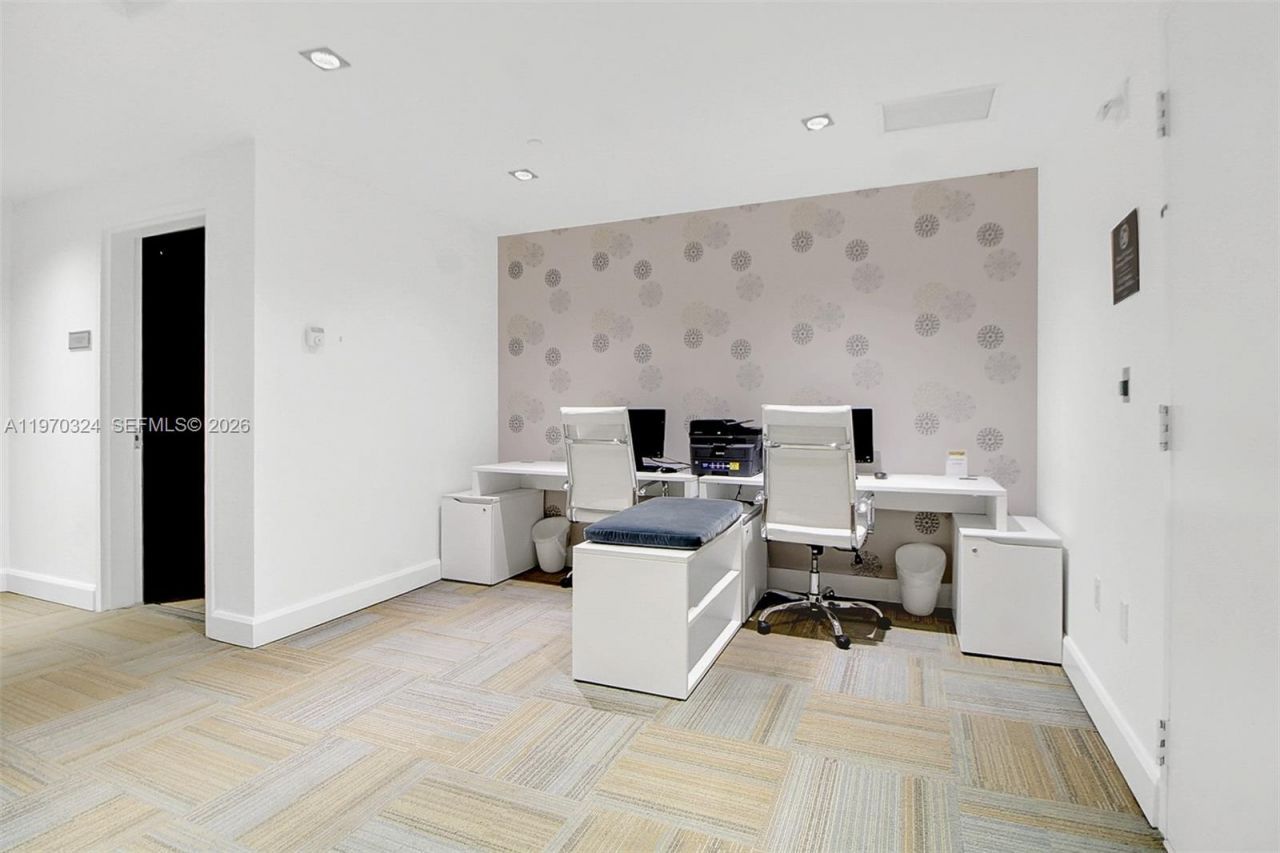 951 Brickell Ave , Unit 505, Miami, FL 33131 Photo