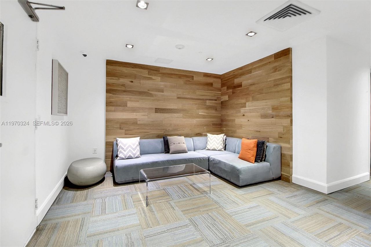 951 Brickell Ave , Unit 505, Miami, FL 33131 Photo