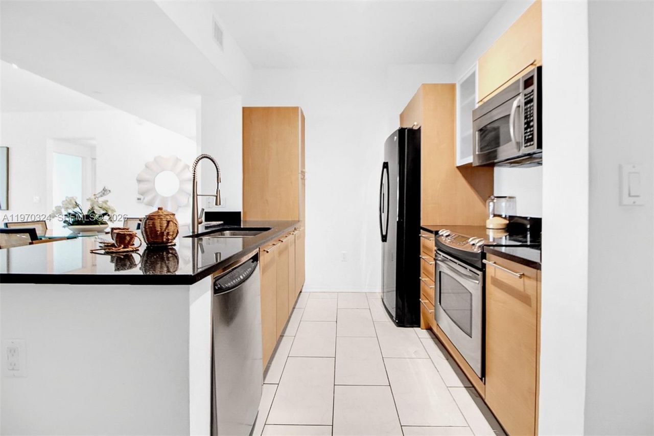 951 Brickell Ave , Unit 505, Miami, FL 33131 Photo