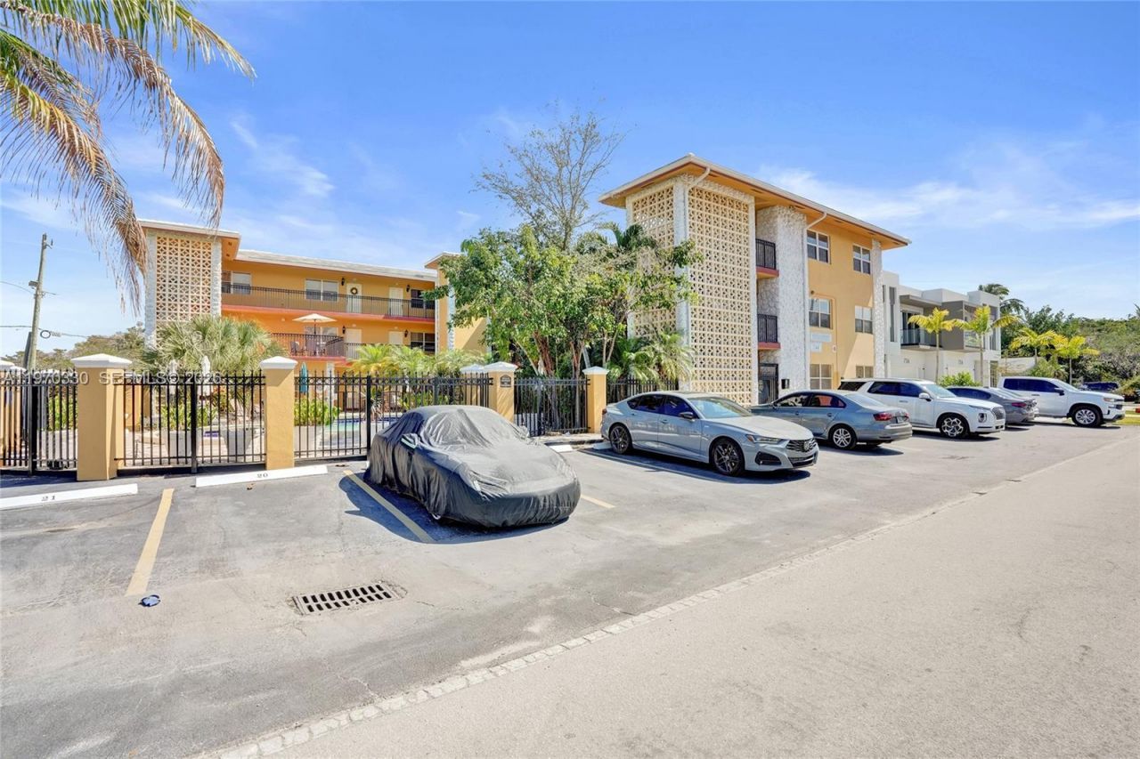 744 NE 14th Ave , Unit 1, Fort Lauderdale, FL 33304 Photo