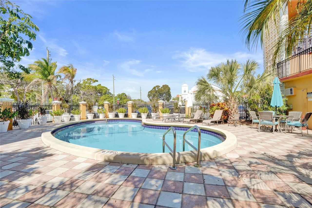 744 NE 14th Ave , Unit 1, Fort Lauderdale, FL 33304 Photo