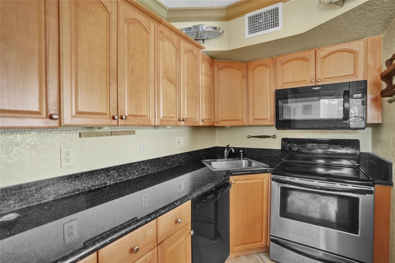 744 NE 14th Ave , Unit 1, Fort Lauderdale, FL 33304 Photo