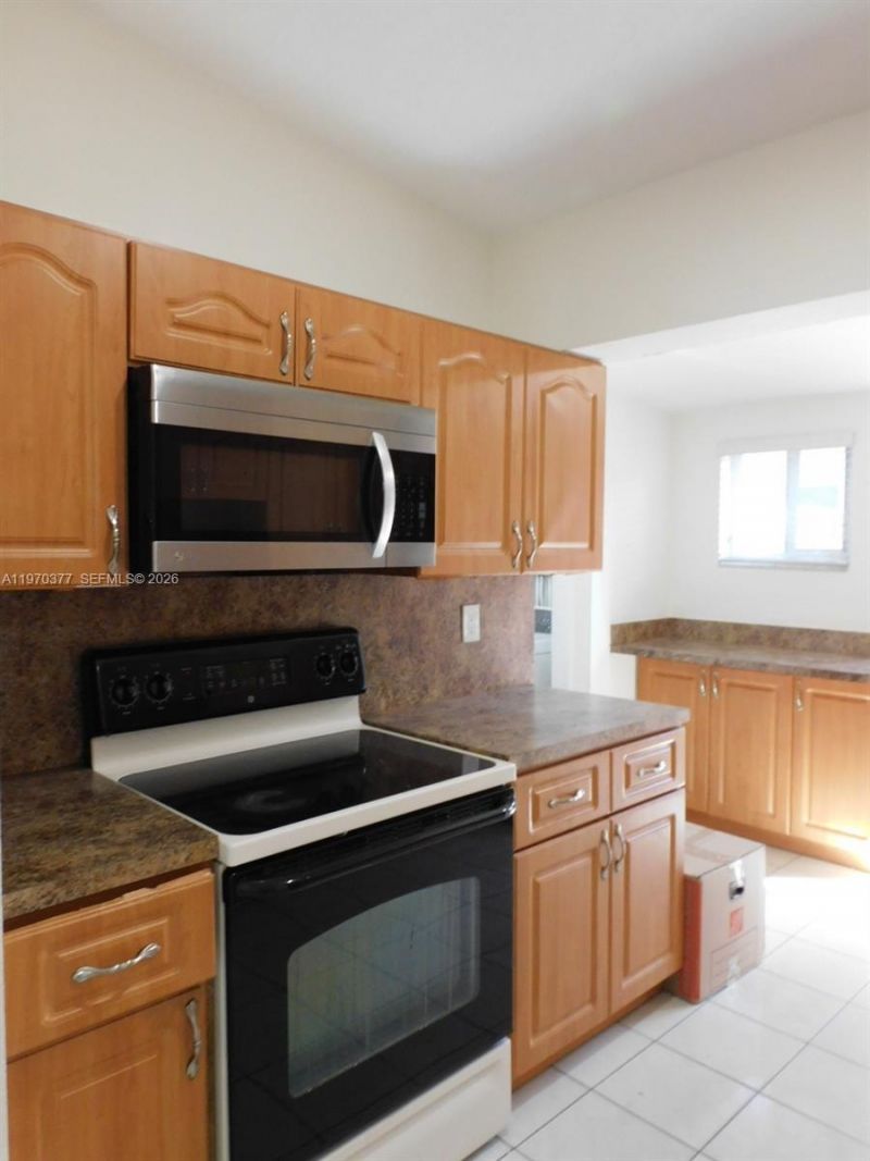 620 NW 58th Ct, Miami, FL 33126 Photo