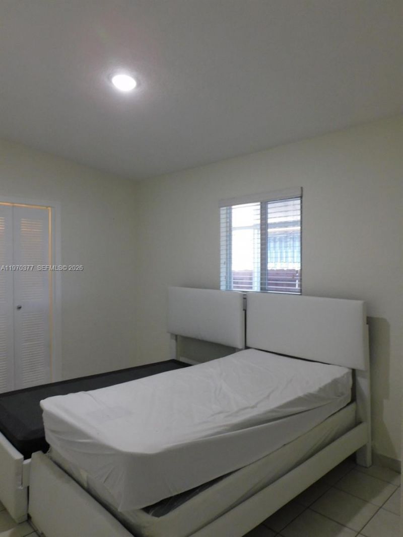 620 NW 58th Ct, Miami, FL 33126 Photo