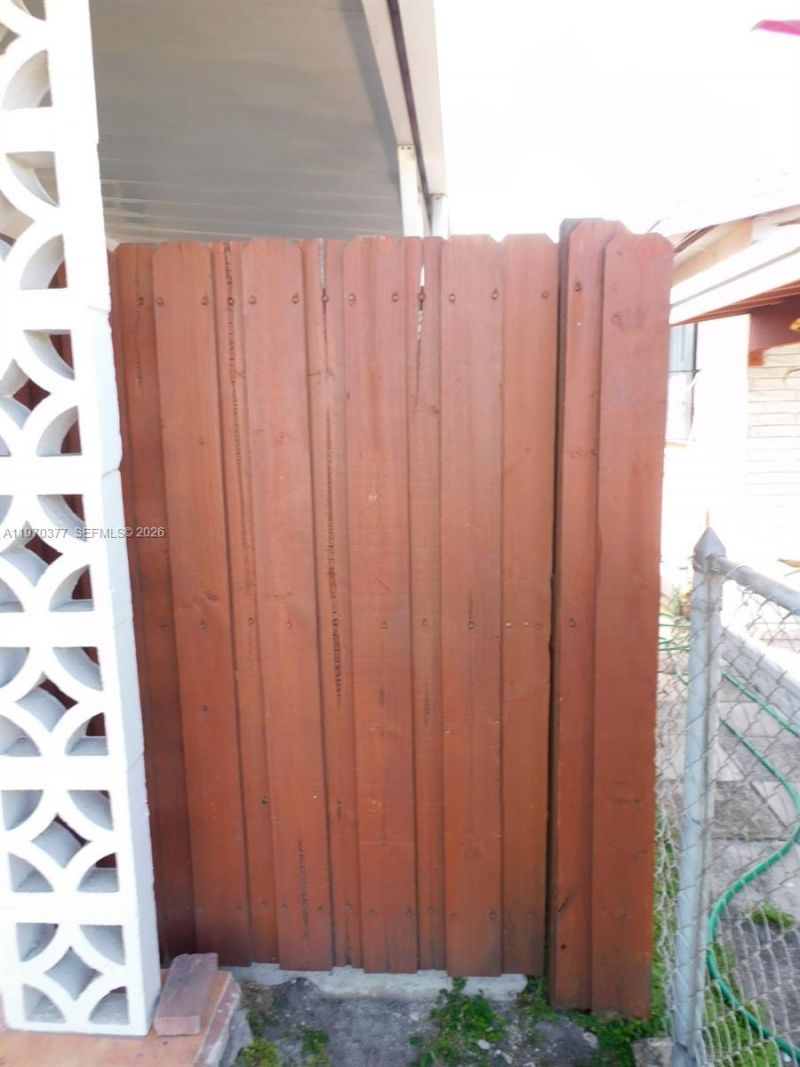 620 NW 58th Ct, Miami, FL 33126 Photo