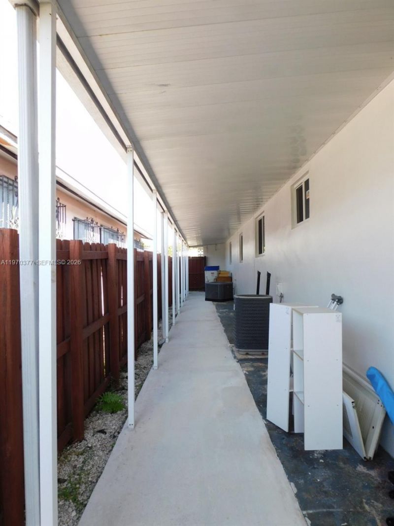 620 NW 58th Ct, Miami, FL 33126 Photo