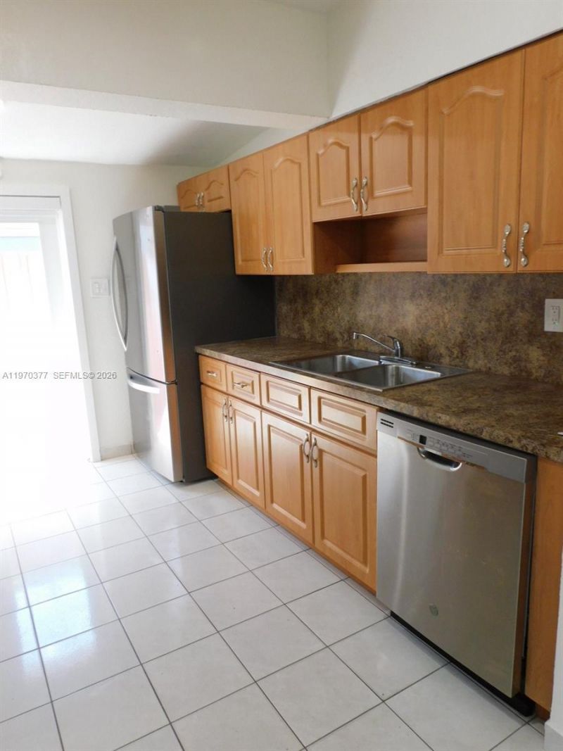 620 NW 58th Ct, Miami, FL 33126 Photo