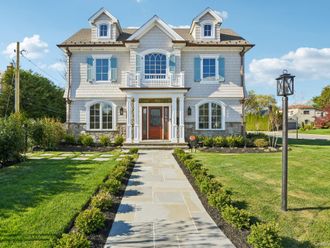 133 Newmarket Road Garden City, NY 11530