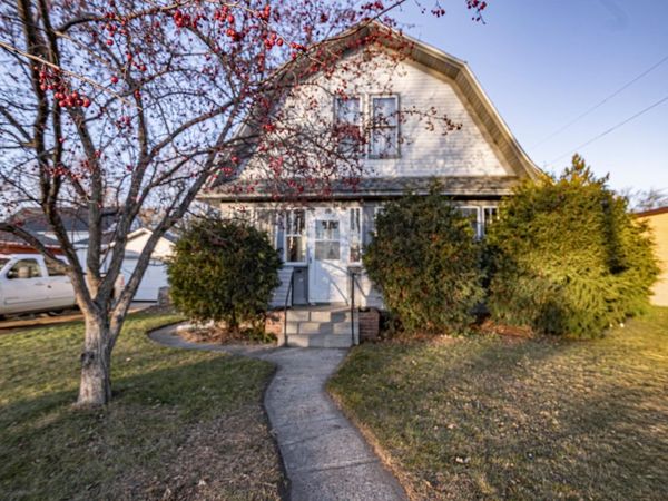 16 W Park Street, New York Mills, MN 56567