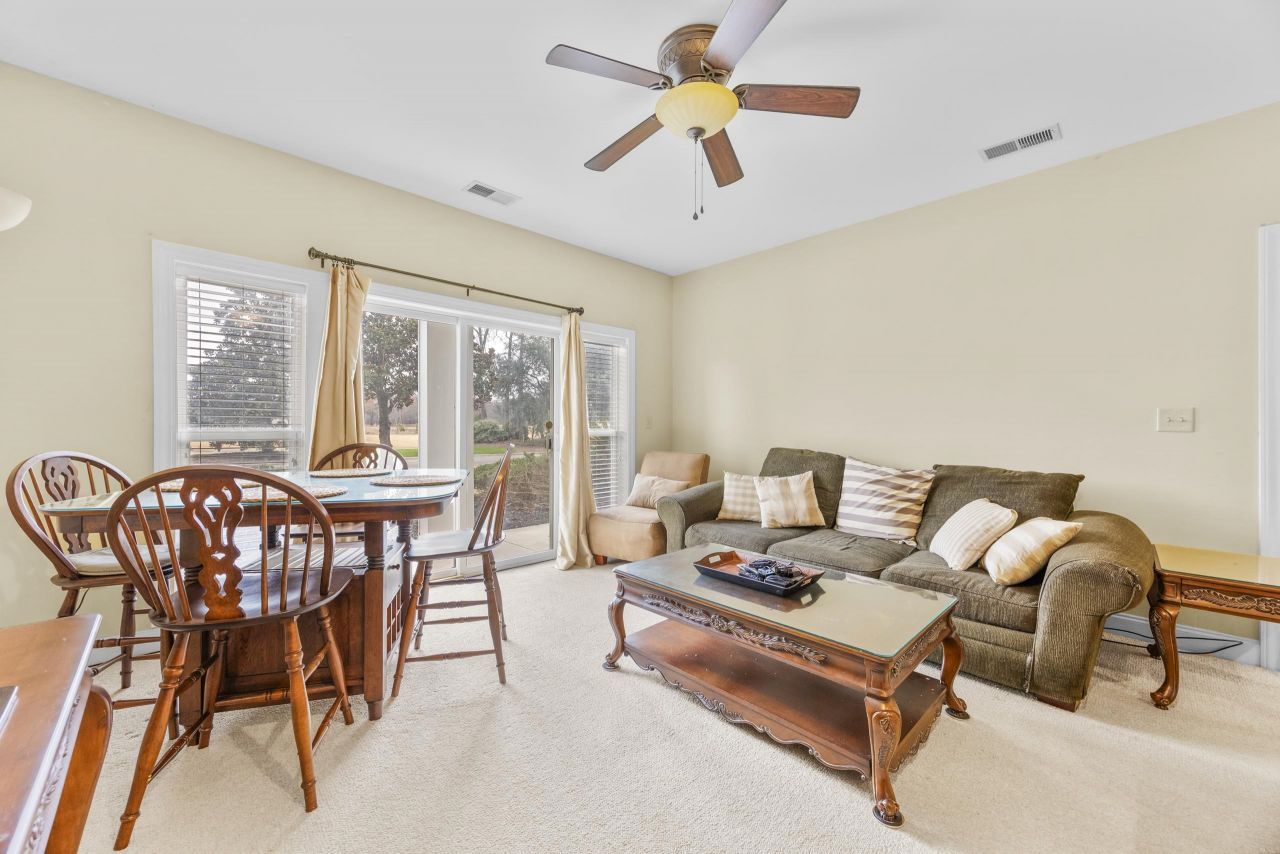 1033 World Tour Blvd. Photo 11