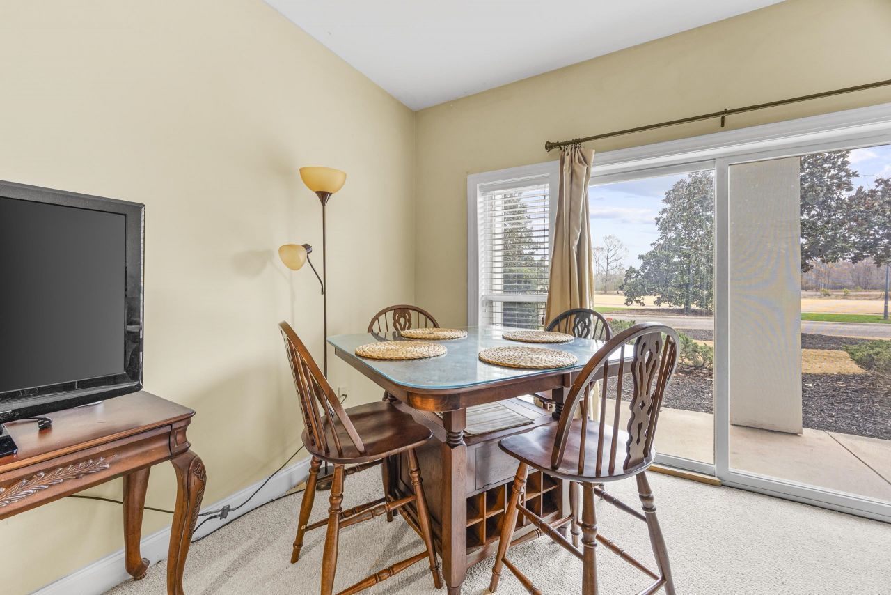 1033 World Tour Blvd. Photo 13