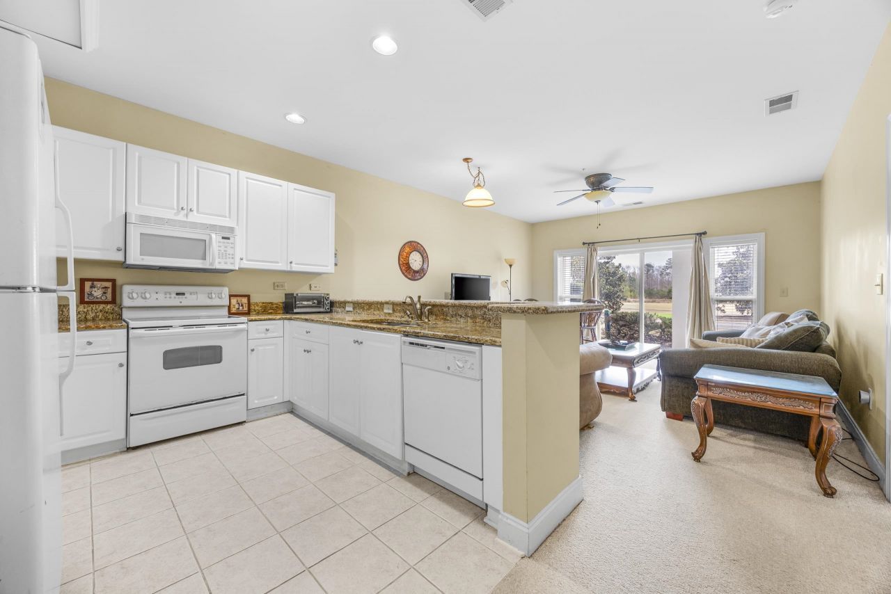 1033 World Tour Blvd. Photo 3