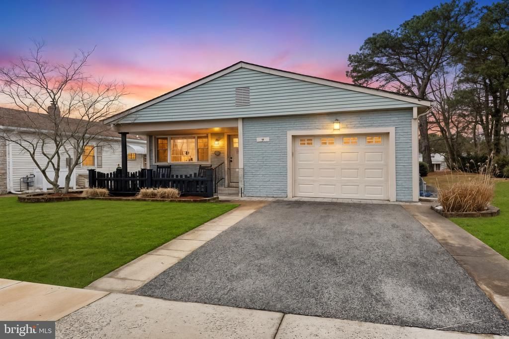 3 Woodstock Drive, Toms River, NJ 08757 Main Photo