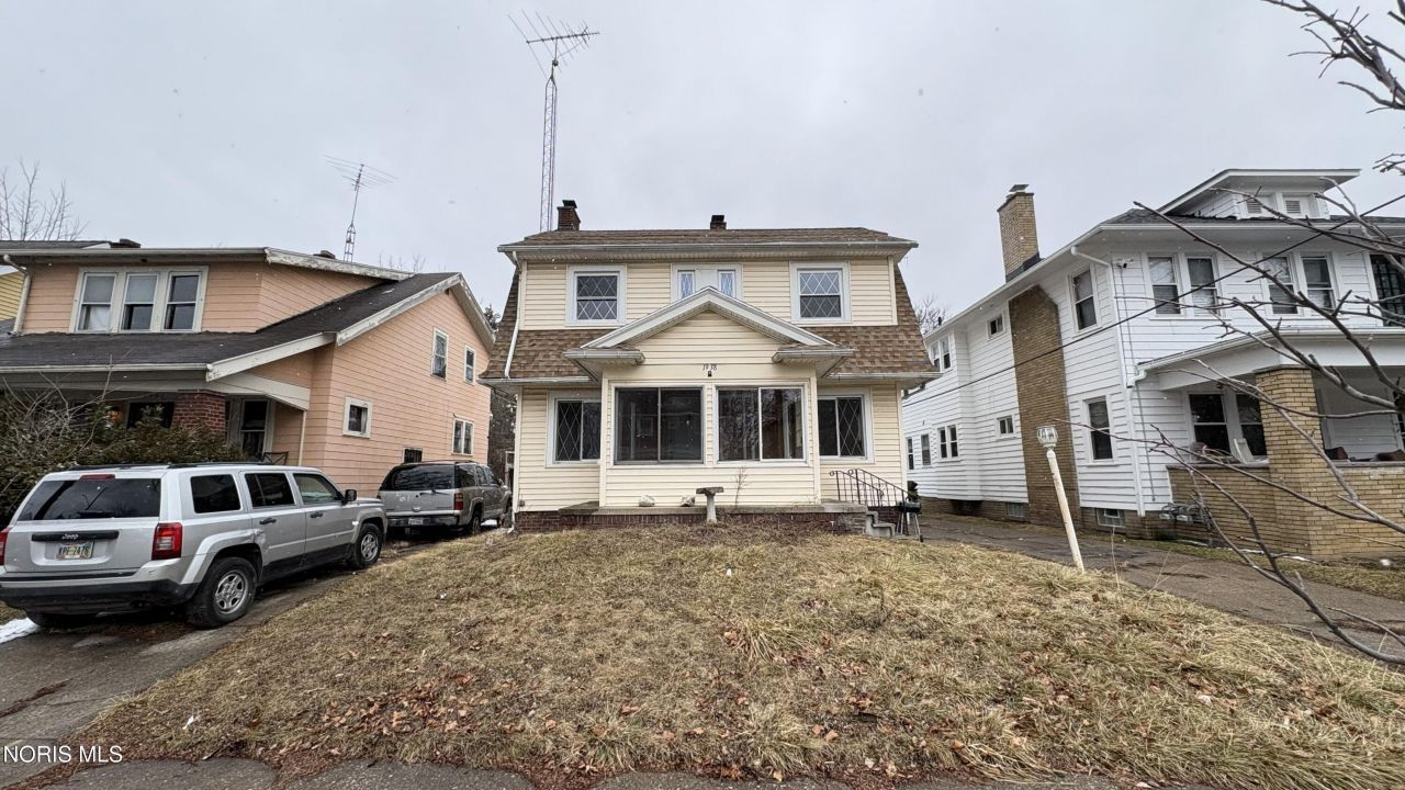 1938 Fernwood Avenue, Toledo, OH 43607 Main Photo