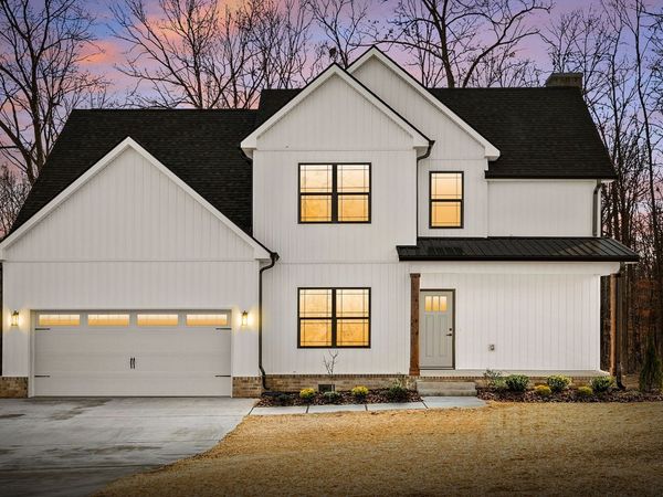 2250 S Hinton Rd, Southside, TN 37171