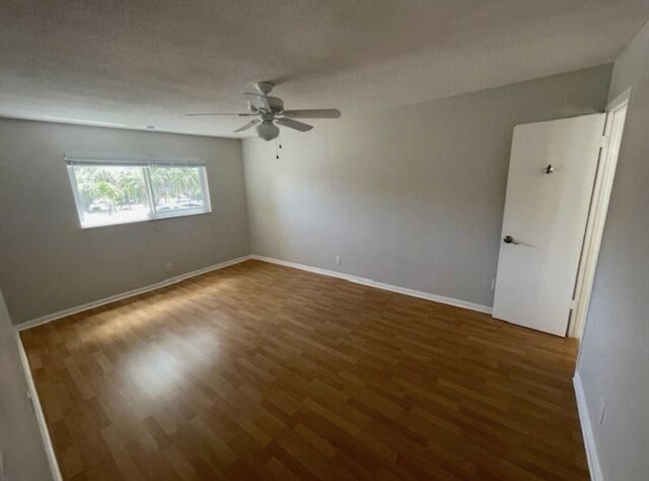705 Lori Dr Drive, Unit 216, Palm Springs, FL 33461 Photo