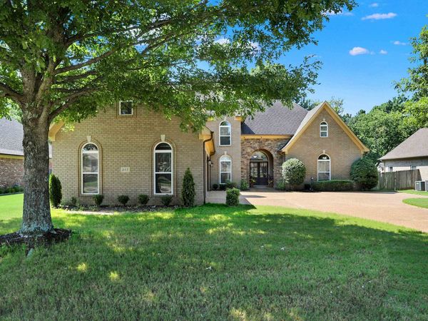 245 AMBER WAVES LN, Collierville, TN 38017