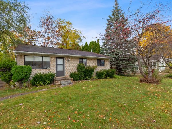 12111 Inkster Road, Livonia, MI 48150