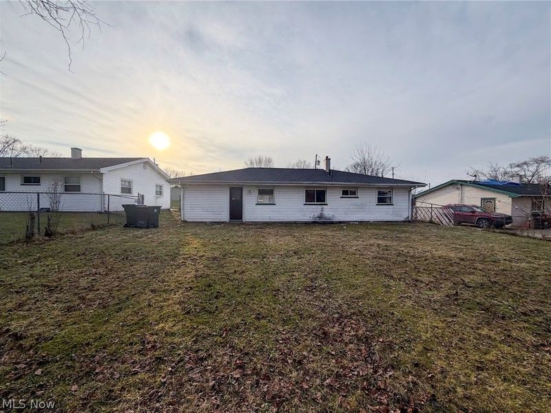 3232 Elmhill Drive NW, Warren, OH 44485 Photo 21