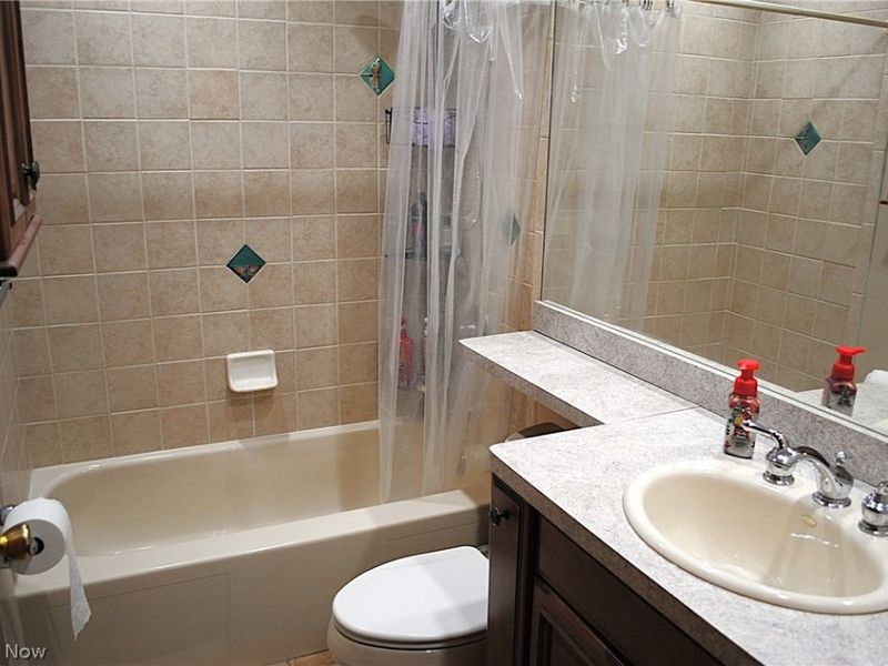 5743 Mills Creek Lane, North Ridgeville, OH 44039 Photo 29