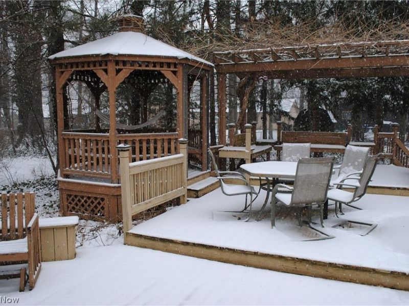 5743 Mills Creek Lane, North Ridgeville, OH 44039 Photo 32