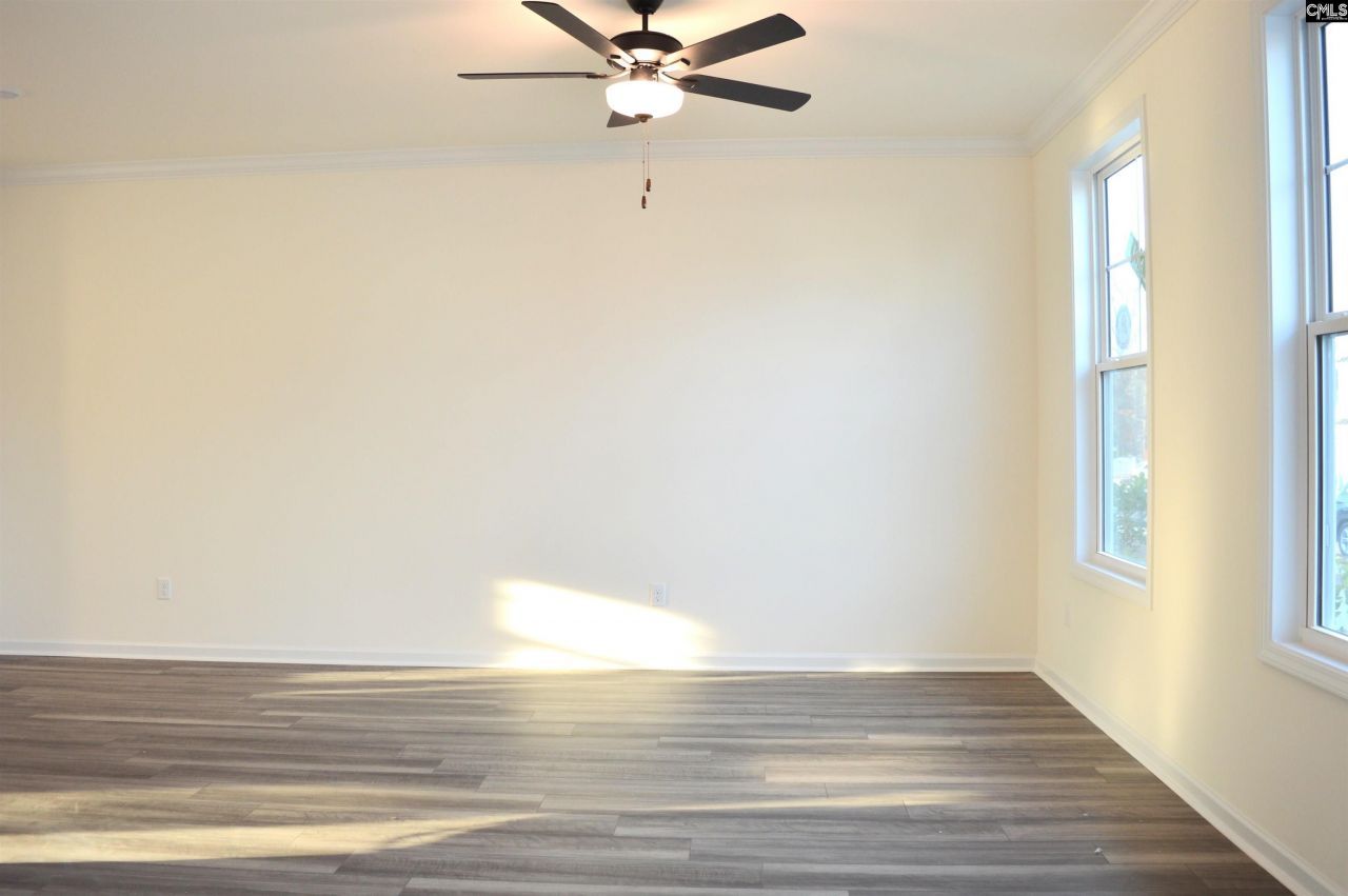 120 Locomotive (lot 05) Lane  Photo 6