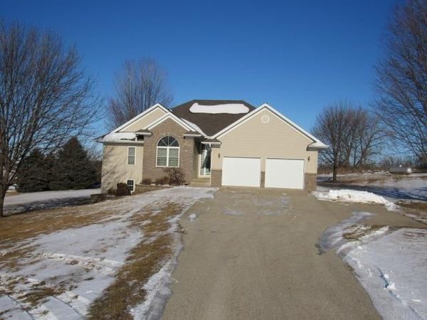 18010 212th Street, Monticello, IA 52310