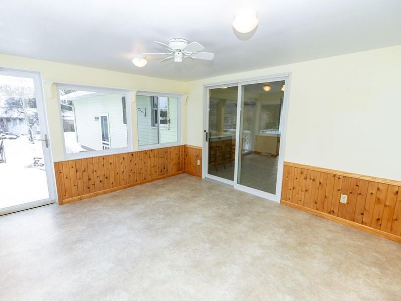 35 W Mound Street, Fredericktown, OH 43019 Photo 15