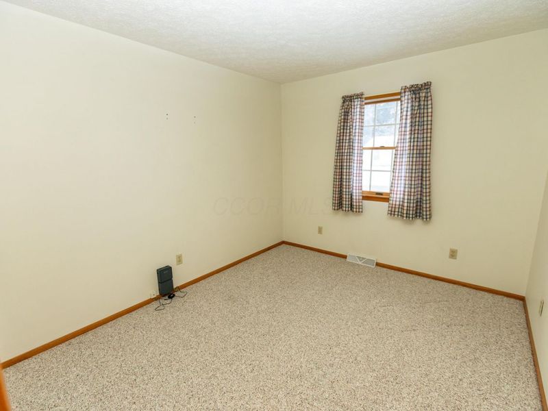 35 W Mound Street, Fredericktown, OH 43019 Photo 20