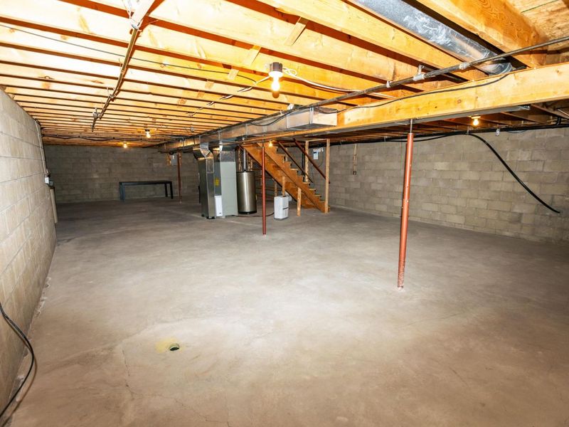 35 W Mound Street, Fredericktown, OH 43019 Photo 24