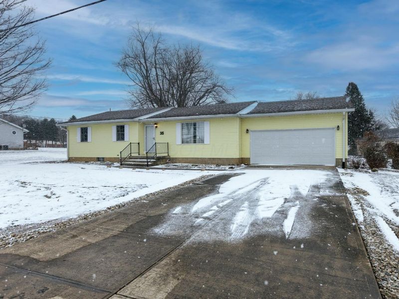 35 W Mound Street, Fredericktown, OH 43019 Photo 3