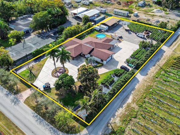 19390 SW 312th St, Homestead, FL 33030