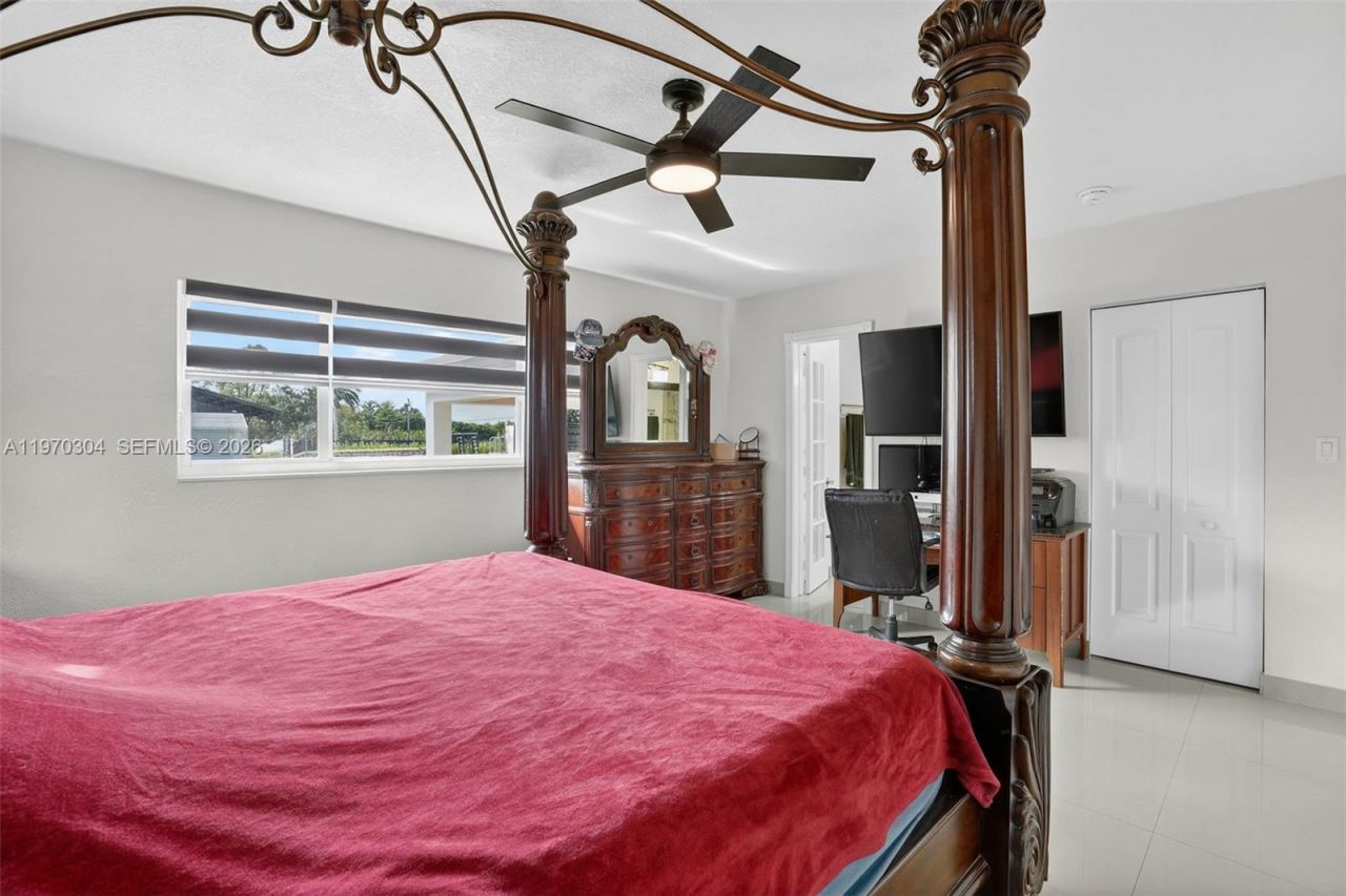 19390 SW 312th St , Homestead, FL 33030 Photo