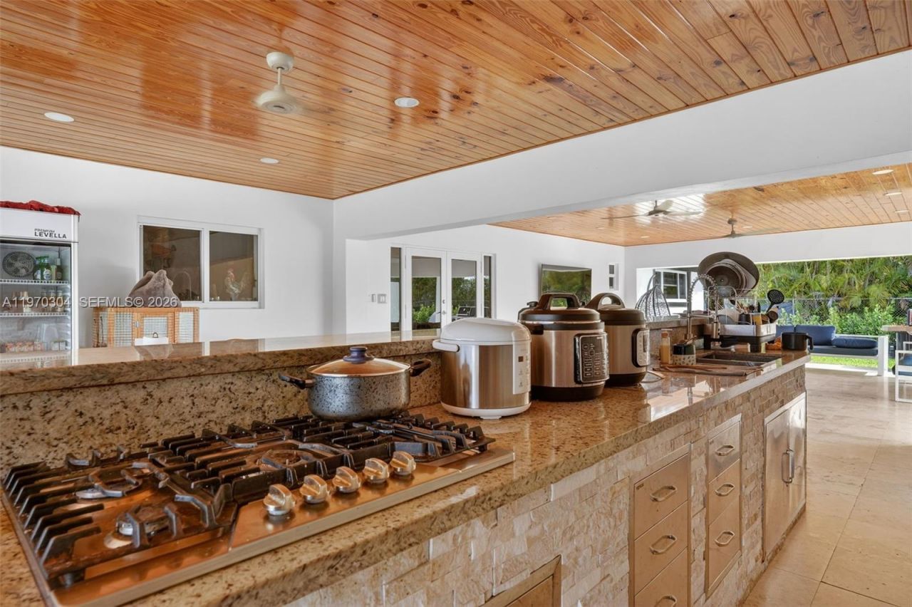 19390 SW 312th St , Homestead, FL 33030 Photo