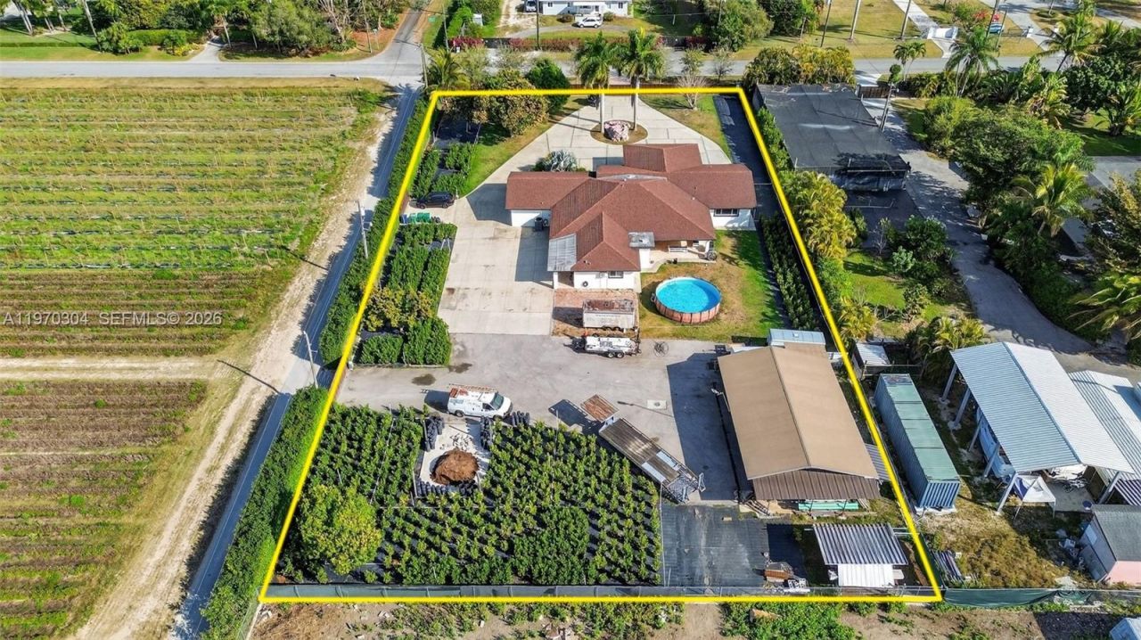 19390 SW 312th St , Homestead, FL 33030 Photo