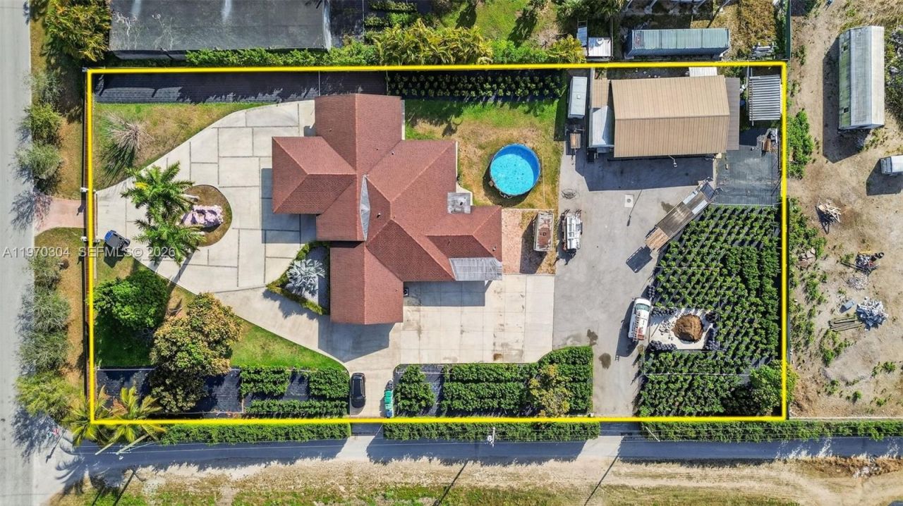 19390 SW 312th St , Homestead, FL 33030 Photo