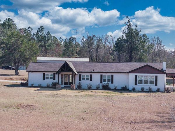 6750 River Rd, Muscle Shoals, AL